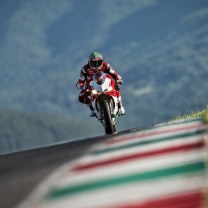 电竞投注平台-纪录的裂痕，姆巴佩、费德勒与拜仁—巅峰之上，胜负在心，巅峰之上，姆巴佩、费德勒与拜仁的纪录裂痕与胜负心战